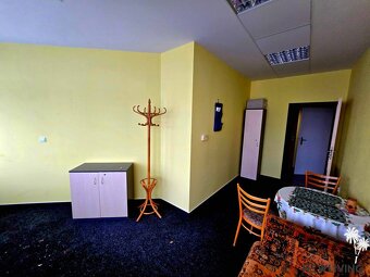 NA PREDAJ obchodný priestor Waltariho Piešťany - 5