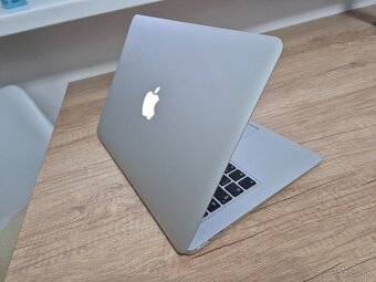 MacBook Air (13-inch, 2017) /Intel Core i5/8GB RAM/128GB SSD - 5