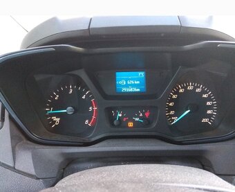 FORD TURNEO CUSTOM - 5