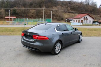 Jaguar XE 2.0 I4D Prestige AT, Nelakované - 5