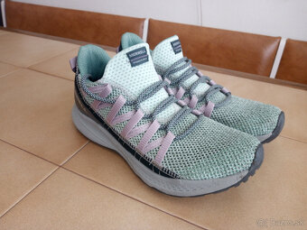 Damske bezecke tenisky MERRELL Bravada Edge. - 5