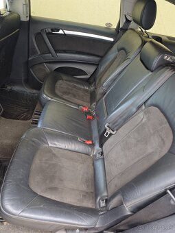 Audi Q7 bug - 5