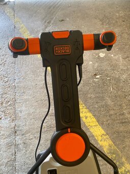 Black & Decker Elektrická kosačka na trávu 1800 W - 5