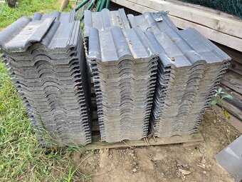 Skridla BRAMAC klasik standard cierna / EN 490 - 5