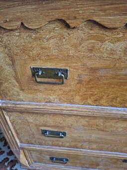 Starožutny nabytok - 5