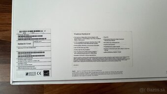 MacBook Air 13, i3, 8gb ram, 256 gb - 5