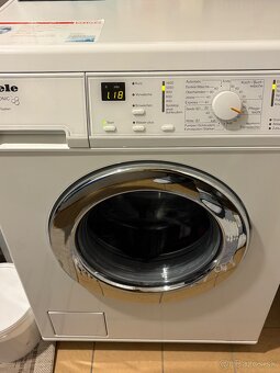 Práčka Miele W 3241 - 5