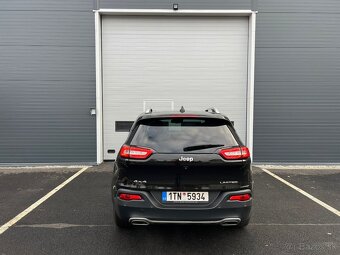 Jeep Cherokee 2.2 CRD 4x4, 88 000 km, ČR (Třinec) - 5