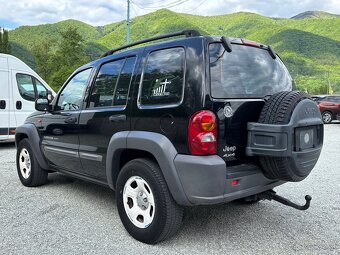Jeep Cherokee KJ 2.8 CRD Dovoz IT Top stav bez hrdze - 5