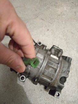 Klima kompresor Audi A6 C5 2,5 TDI 110 kw - 5