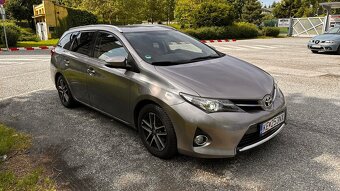 Predám Toyota Auris 1.6 CVT + LPG (Automat) - 5