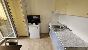 VIVAREAL  REZERVOVANÉ VEĽKÝ 1 izb. byt s balkónom, tehlový - 5