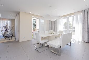 LUXUSNÁ VILA, WELLNESS, BAZÉN, ZÁHRADA, DUNAJSKÁ LUŽNÁ - 5