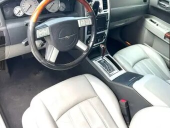 Chryzler 300C touring - 5