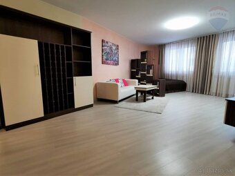 Prenájom priestranného 1 izb. bytu (62 m2) v novostavbe na K - 5