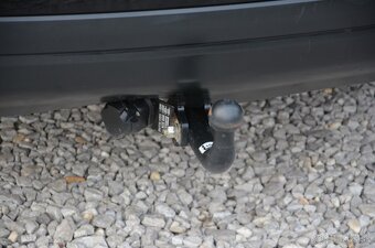 Mitsubishi Outlander 2.2 4×4 SR. voz, 7miestne - 5