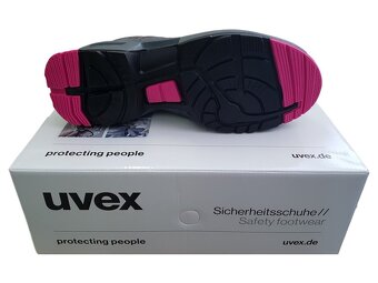 Pracovná obuv UVEX - 5