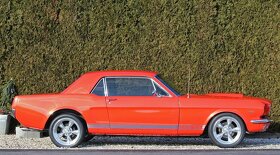 1965 FORD MUSTANG V8 SHOW CAR - 5