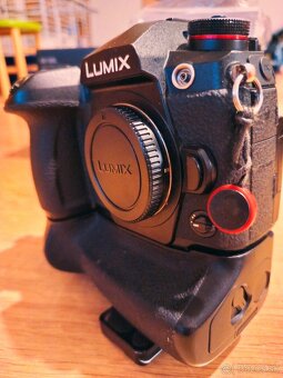 Panasonic Lumix G9 - 5