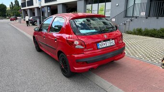 PEUGEOT 206+ - 5
