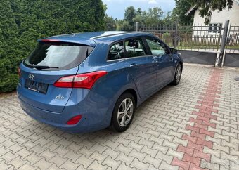Hyundai i30 1,6CRDi Top stav výhřev volant nafta manuál - 5
