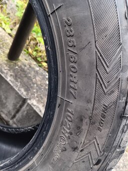 Predam 4x zimné pneu 235/60-17 - 5