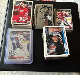 Predám hokejové kartičky UD Collector’s Choice - 5