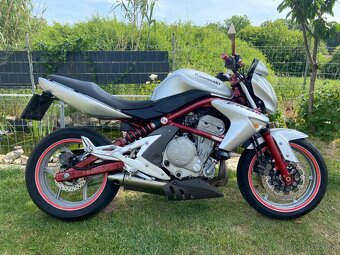 Kawasaki ER6N - 5