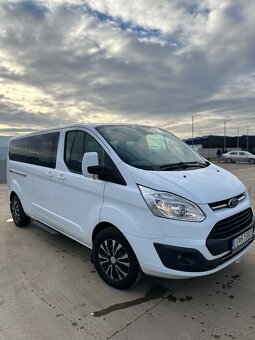 Ford Tourneo Custom - 5