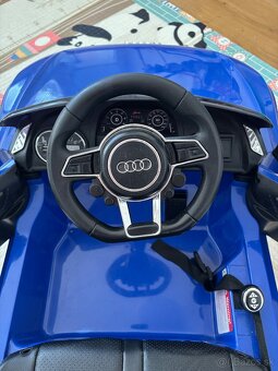 Detské elektrické auto - Audi R8 - 5