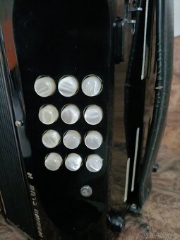 PREDÁM HELIGÓNKU - 5