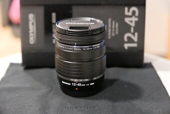 Olympus M.Zuiko Digital ED 12-45mm f/4 PRO - 5