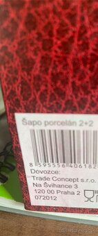 Luxusné šálky s čipkovo dierovanými tanierikmi - 5