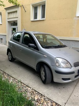 Toyota Yaris - 5
