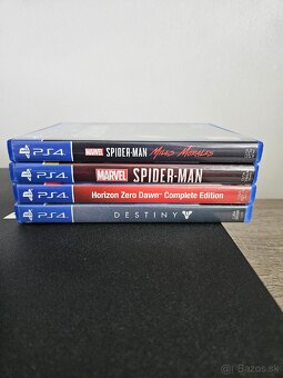 PlayStation 4 PRO 1TB - 5