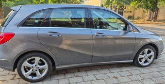 Mercedes-Benz B 180 - 5