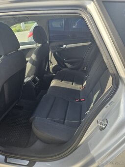 A4 Avant B8 combi 2013 rok 2,0 - 5