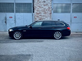 BMW Rad 5 LCi xDrive 2.0d - Panorama/Virtual Cockpit/Headup - 5