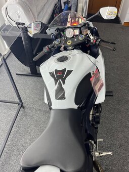Suzuki Gsx-R 750 - 5