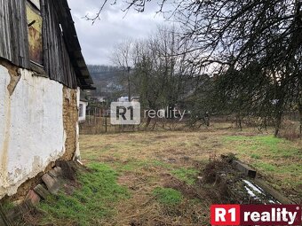 Starý rodinný dom s veľkým pozemkom výmery 1 505 m2, intravi - 5
