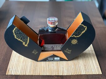 Cannibal Premium Rum – Heart 40% 0,7l GB - 5