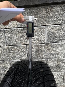 245/45 r18 UltraGrip 8 zimné - 5