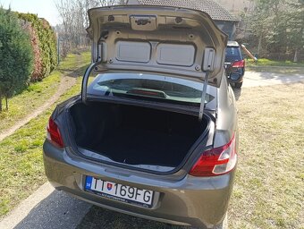Predám Peugeot 301 - 5