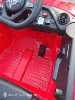 Auto na dialkove ovladanie - 5