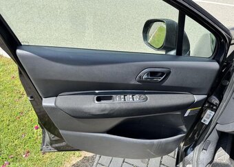 Peugeot 5008 2.0 HDi 7MÍST FULL nafta manuál 110 kw - 5