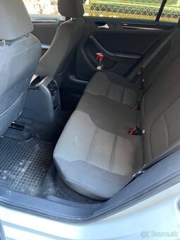 Volkswagen Jetta 2.0tdi 2016 - 5