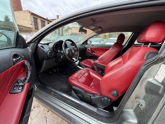 Alfa Romeo GT 1.9 JTD - 5