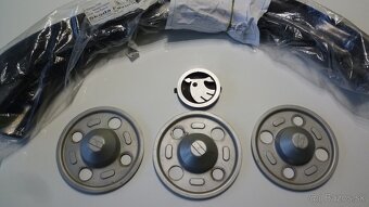 Predám diely na Škoda favorit. - 5