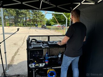 PRÍSTREŠOK PRE ZVUKÁRA - 5