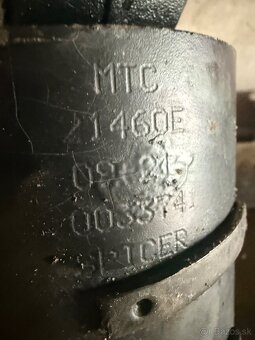 Hnací kardanovým hriadeľ na MANITOU - 5